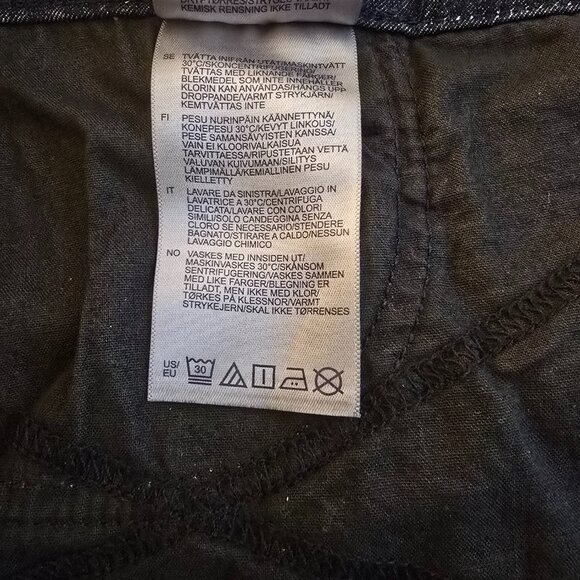 NWT Plus Size Teresa Wide Leg Ankle Jean w/ Plackets - Lightweight Rinse - 24W - Picture 14 of 15